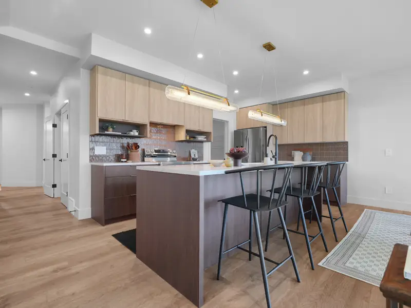 Grayson at 20703 40 Avenue NW — Global Muse palette — photo of a finished sydney, staged, photo 1 of 1