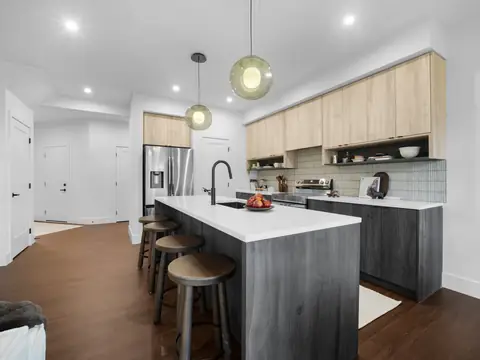 Landon at 59 Chartres Close — Wild North palette — photo of a finished landon, staged, photo 1 of 11