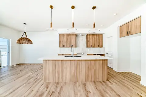 Easton at 4003 207 Street NW — Photo of a finished Easton, photo 1 of 12