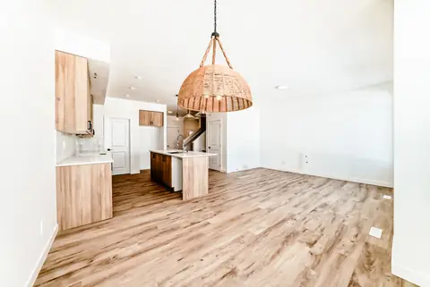 Easton at 4003 207 Street NW — Photo of a finished Easton, photo 4 of 12