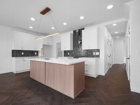 Sicily at 20624 - 43 Avenue NW — Photo of a finished Sicily, photo 1 of 11